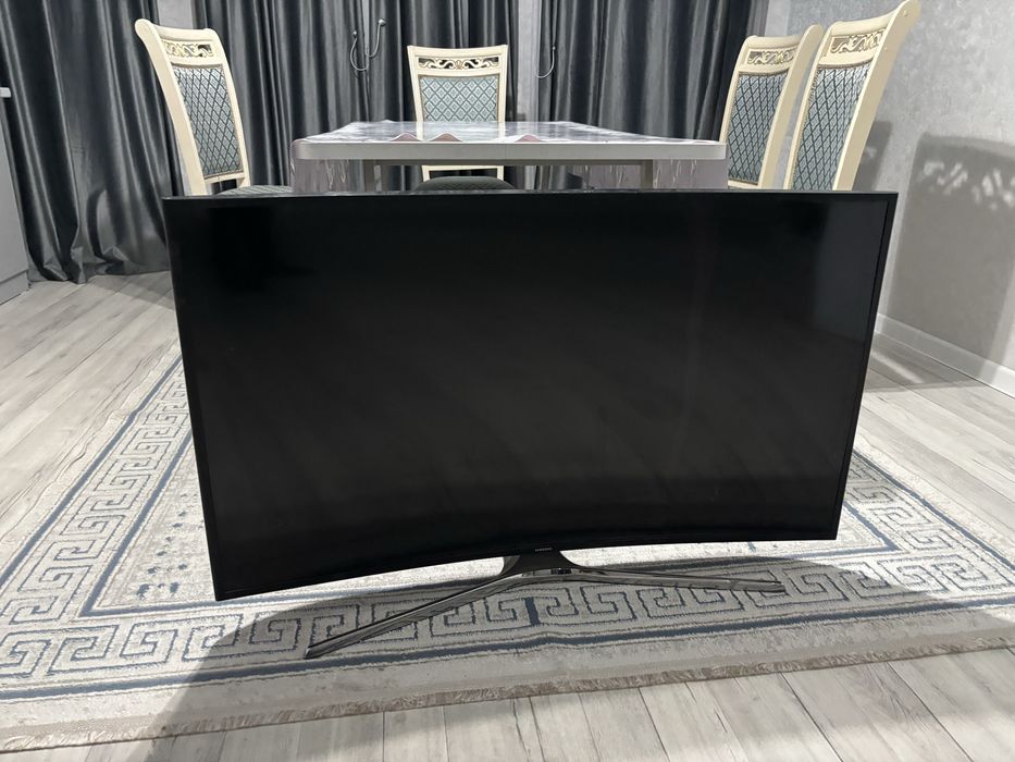 Продам телевизор Samsung LED 110x063