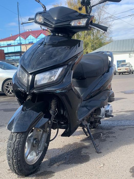 Продам скутер М8