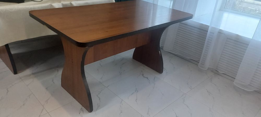 Столы для кафе, столовой