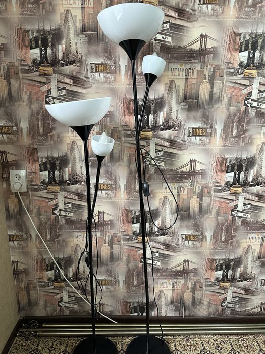 Продаются торшеры