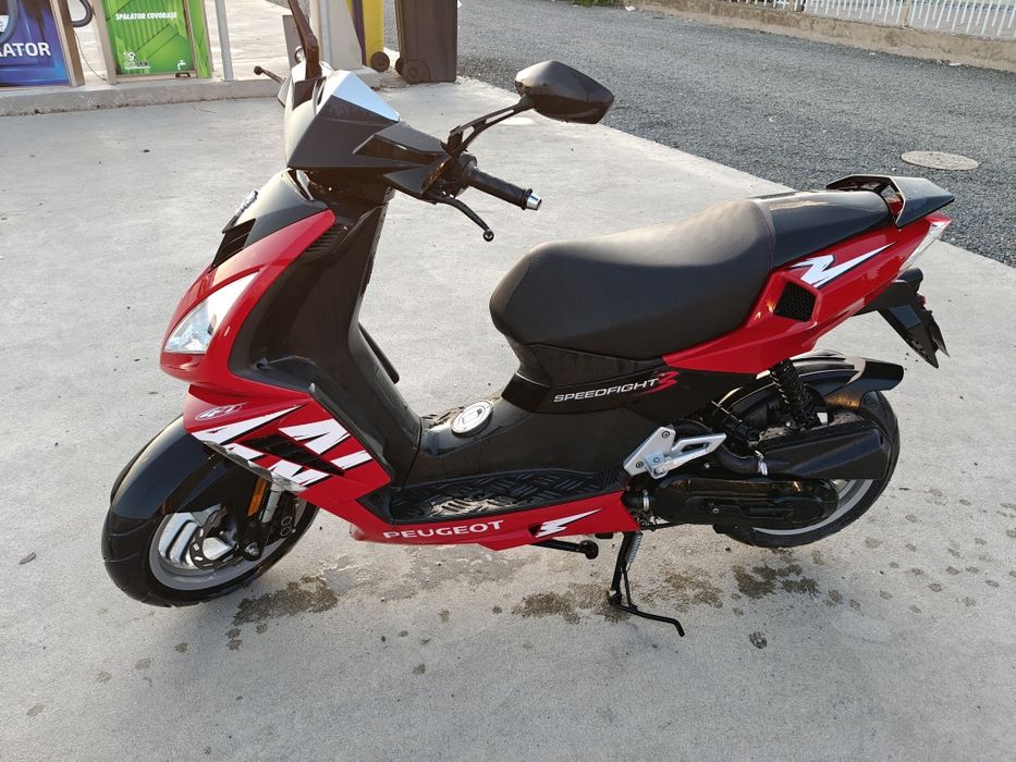Vând Scuter Peugeot SpeedFight 3 4T 49cc
