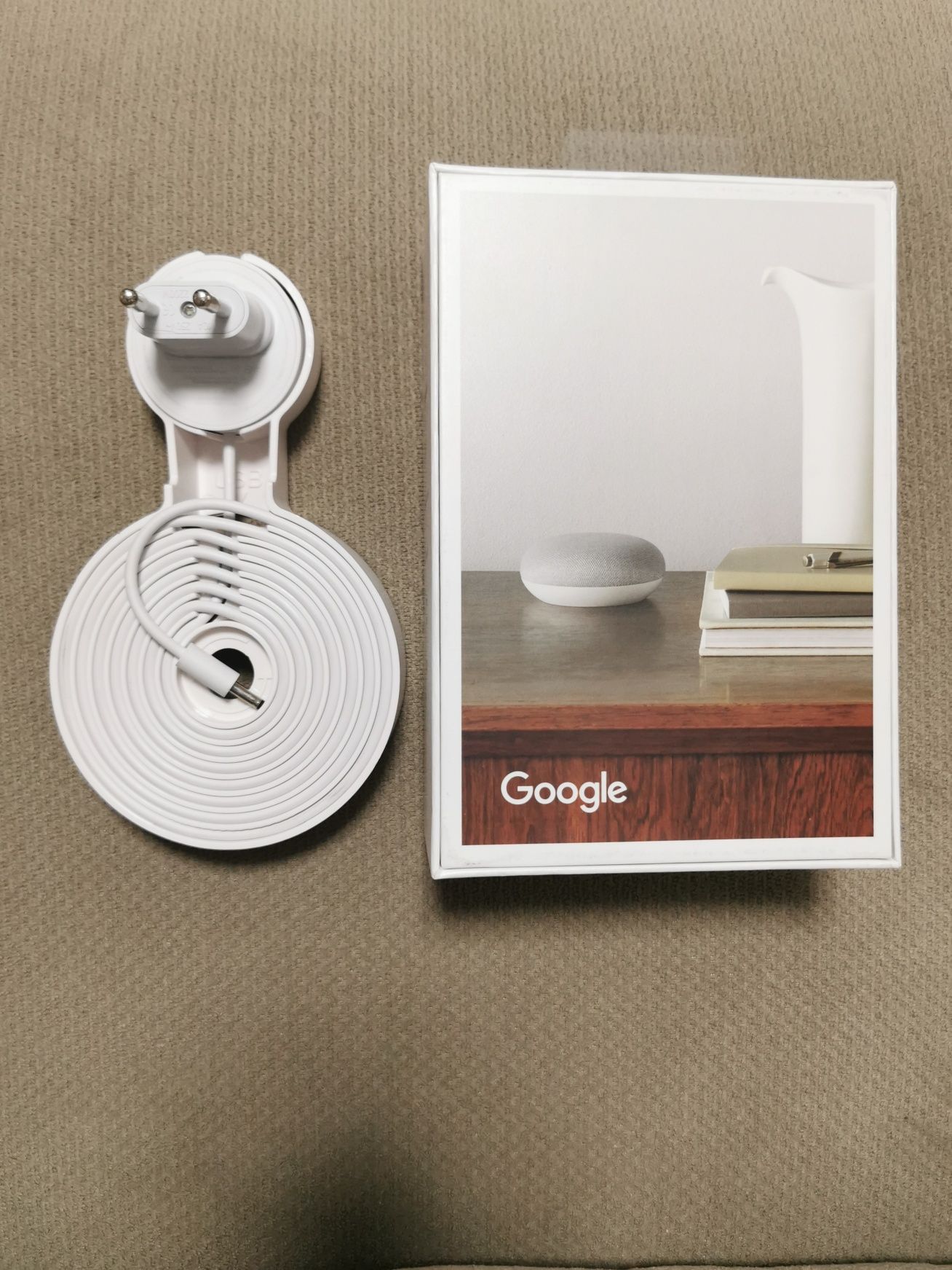 Google Nest Mini 2nd generation + suport