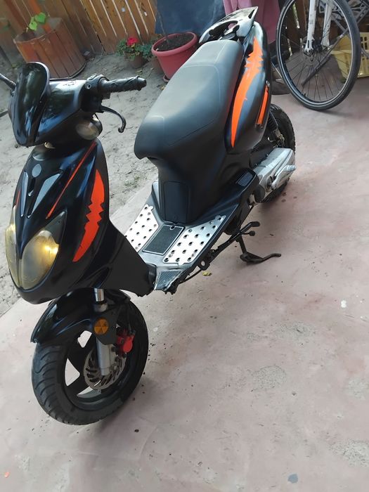 Vând sau schimb cu auto de camp