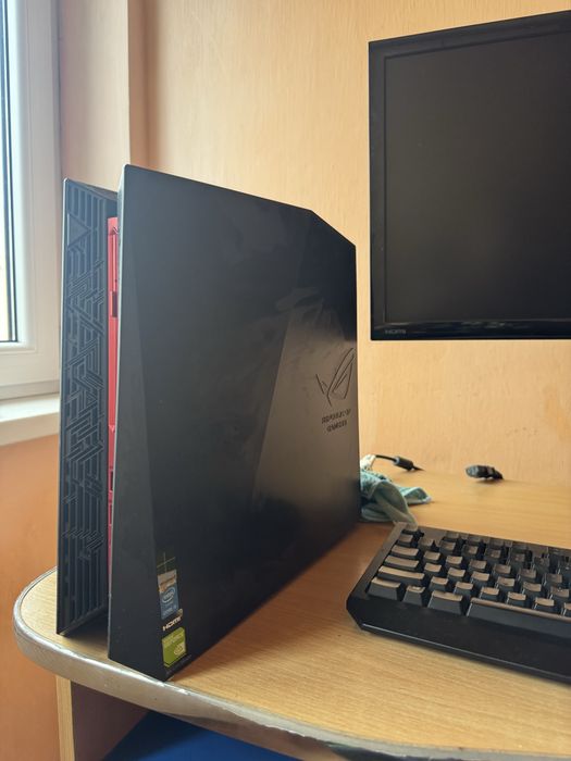Set gaming PC+tastatura+monitor+mouse