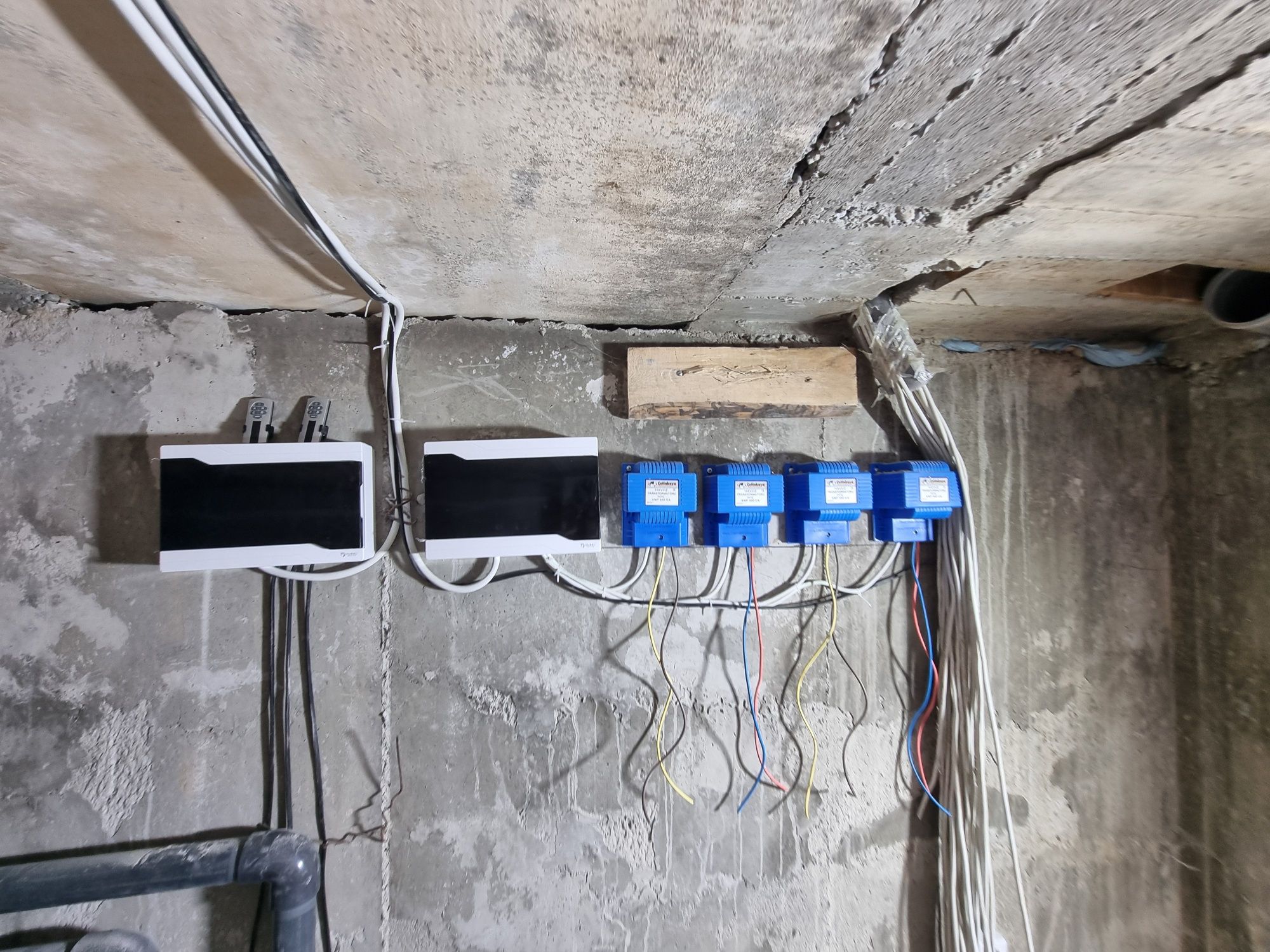 Услуги Элэктирик  Elektrika xizmari 220v 380v Монтаж Кип афтаматика