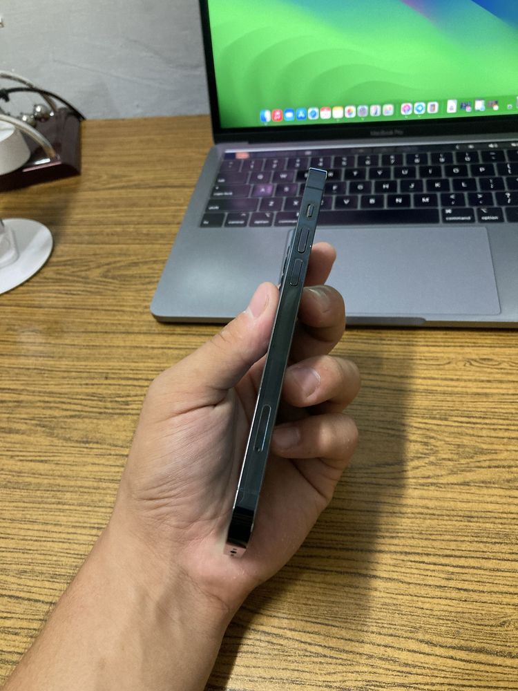 iPhone 12 Pro 330$ Srochnaa