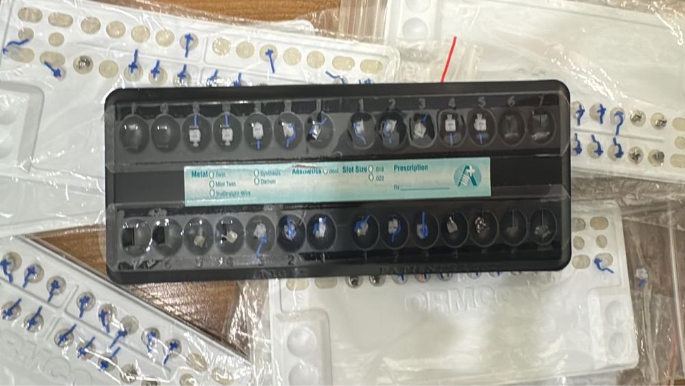 Продам брекеты DAMON CLEAR