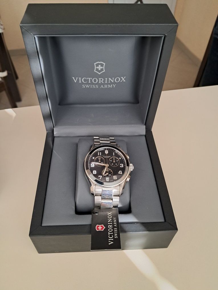 Мъжки часовник Victorinox