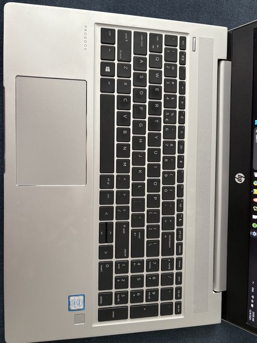 Laptop HP Probook, windows licentiat