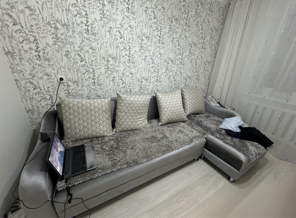 Продам диван в отличном состоянии