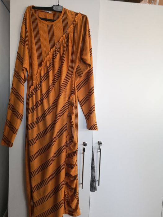 Rochie midi și una lunga