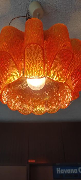 Ретро полилей от 80-те* Интересен дизайн* В свеж оранжев цвят