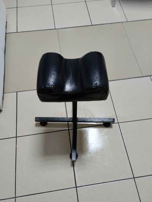 Продам подставку для педикюра