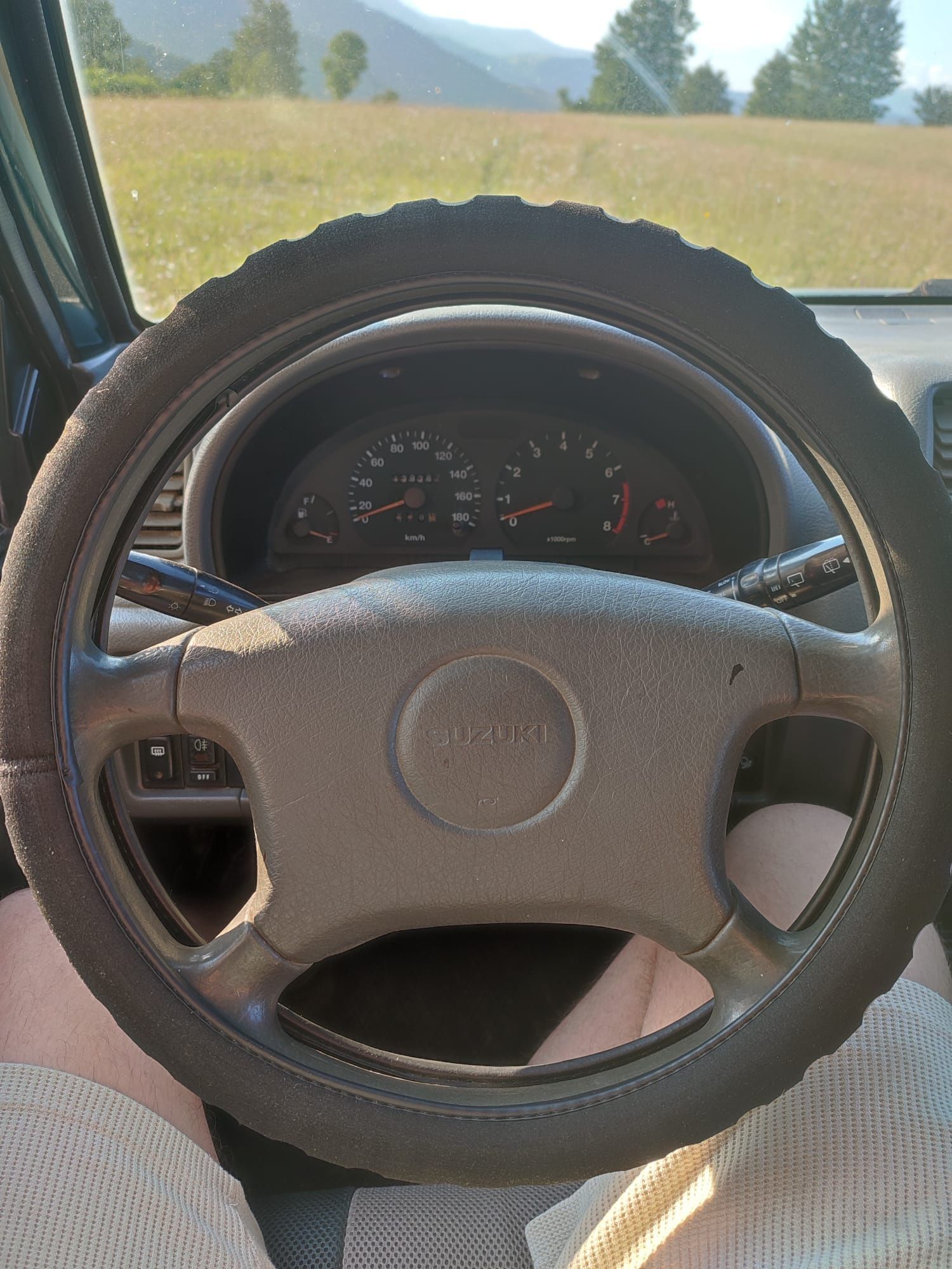 Vând Suzuki Vitara 1.6