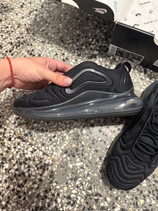 Маратонки Nike 720