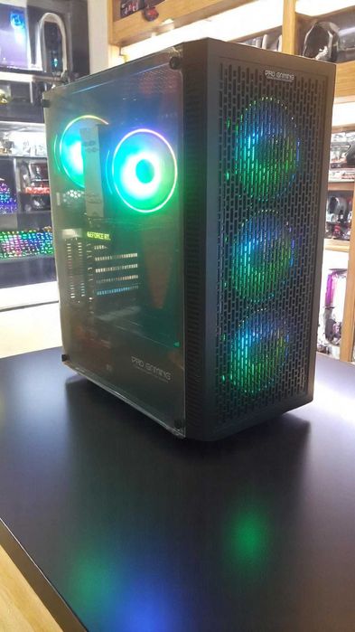 Calculator Gaming I7 Xeon, 10700, 32GB DDR4, RTX 3060 12GB DDR6, SSD