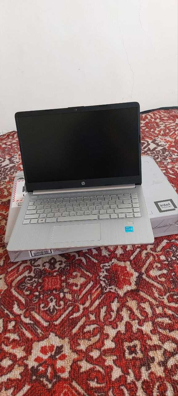 Notebook hp  holati yangi