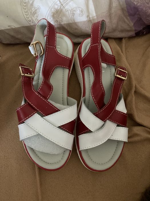 Продам обувь новая размер 35