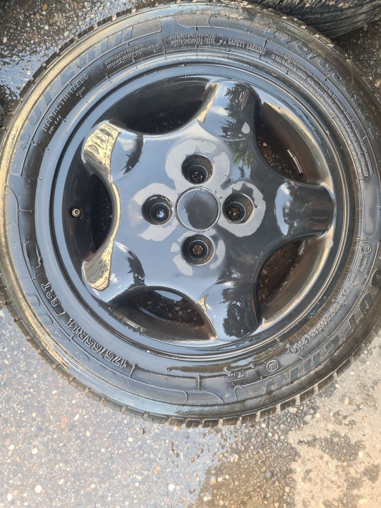 Jante Aliaj Opel R14  Cauciucuri 175/65