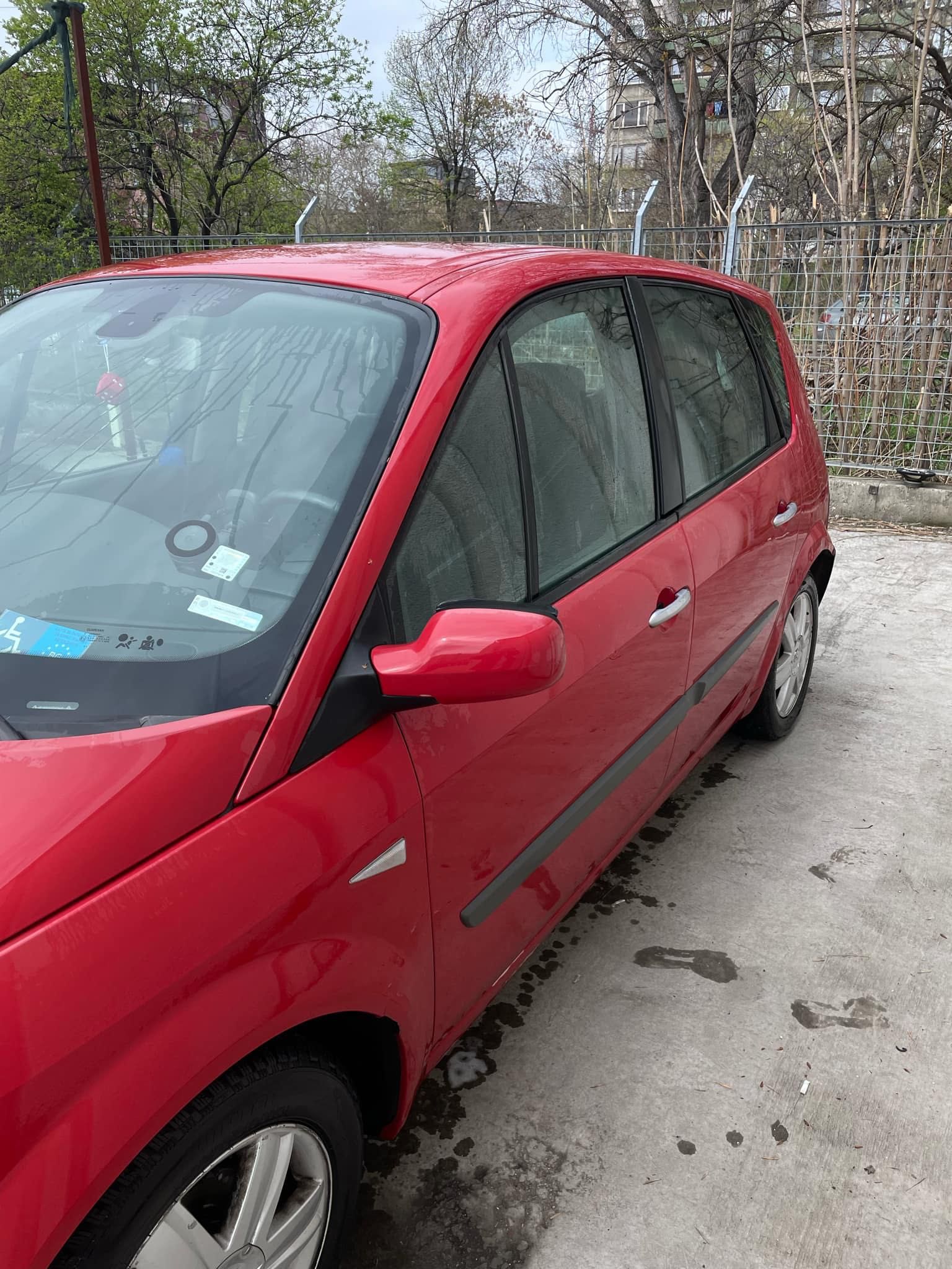 Продава се Renault Scenic 1.6 бензин/газ – 2007 г.