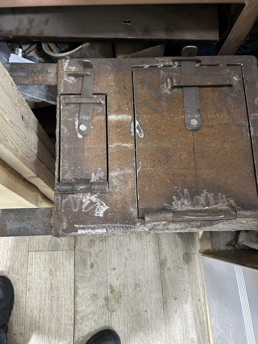 Печь буржуйка новая.