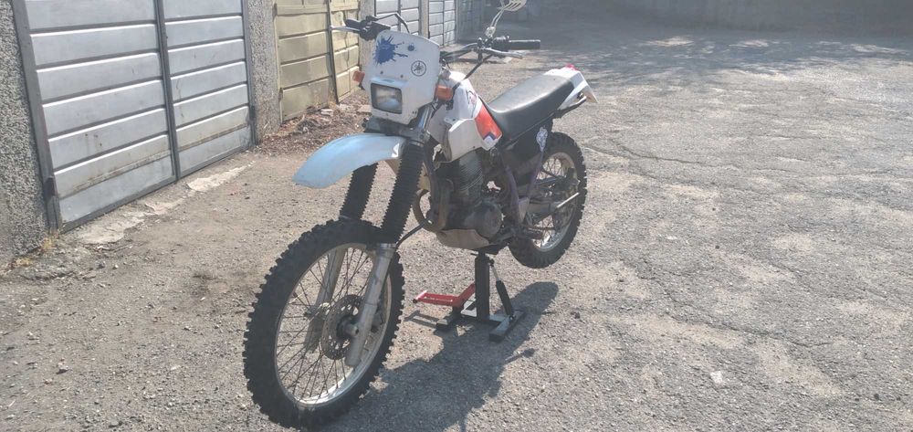 Yamaha XT 225 Serow-ендуро