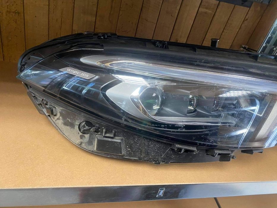 Десен фар Мерцедес А класа Multibeam w177 far farove mercedes