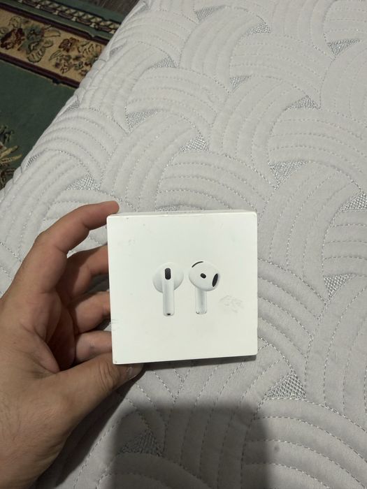 AirPods 4 оригинал