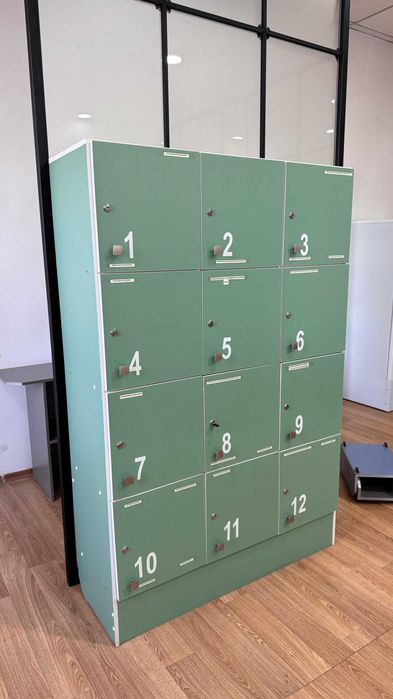 Продам Шкаф с ячейками 12 секций