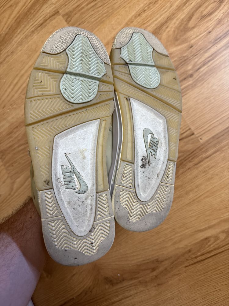 Air Jordan 4 (45)