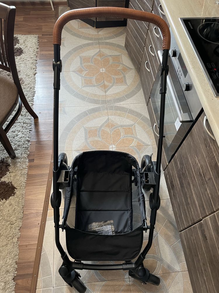 Коляска Cybex Leotie lux  2в1