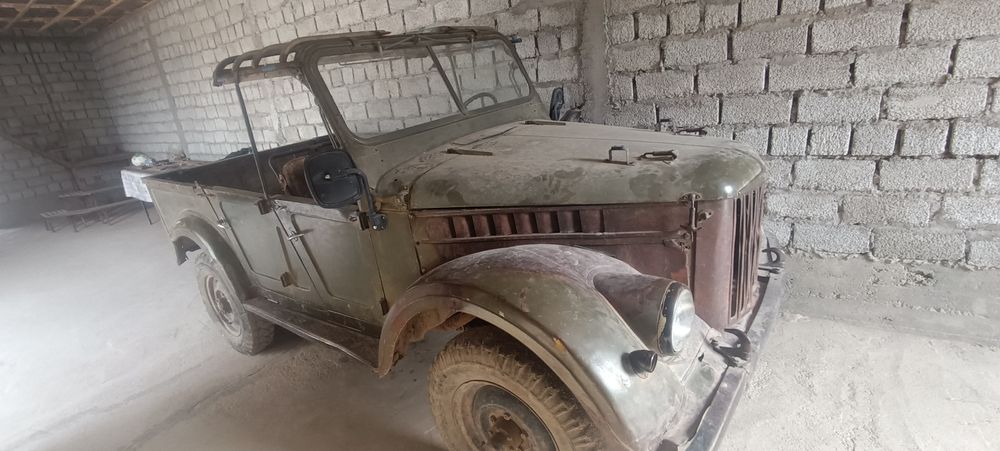 Uaz 4x4 sotiladi
