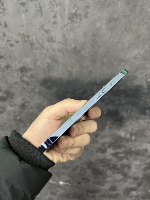 13 Pro ideal holatda 256 Gb