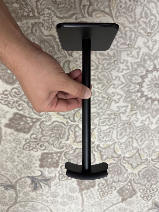 Держатель для наушников с утяжелением.