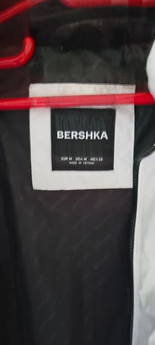 Geacă Bershka M/L