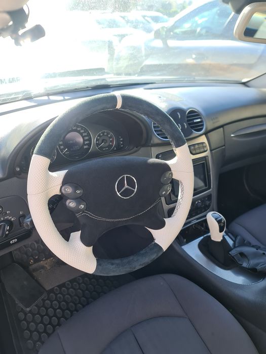 Volane retapitez,îmbrac volane în piele