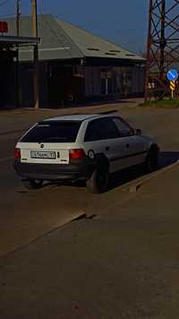 Продам Opel Astra 1.6 1992г