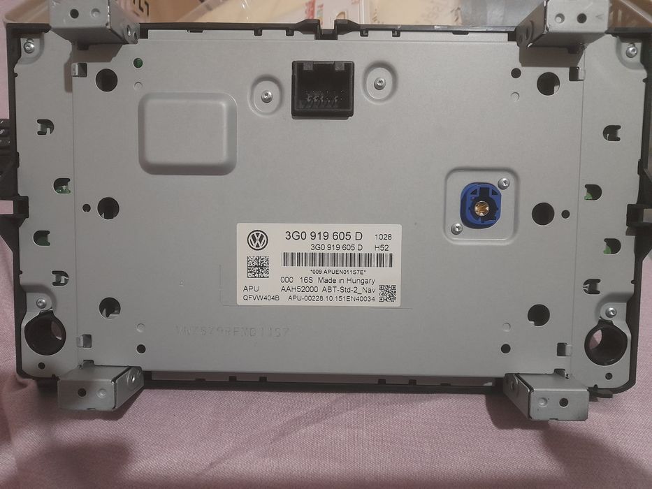 Display navigație originală touch Ww Passat b8, Golf  7 stare perfecta