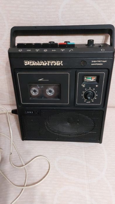 Магнитофон  Романтик