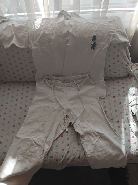 Кимоно за карате киокушин