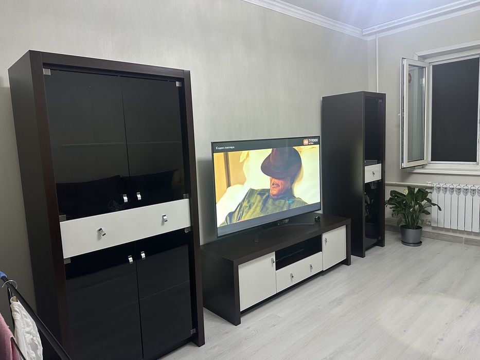 Мебель для гостинной в хорошем качестве.