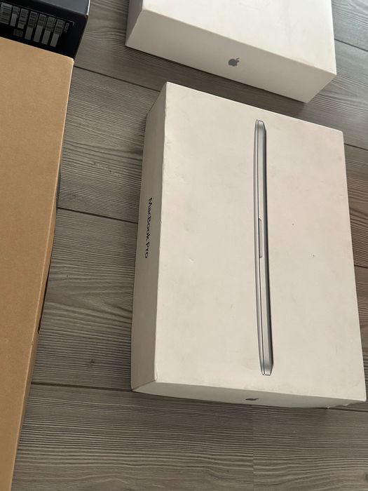 cutie laptop Apple si Asus cutii originale goale stare perfecta