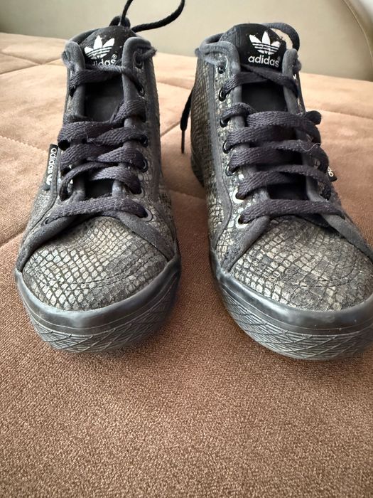 Дамски маратонки/ кецове Adidas