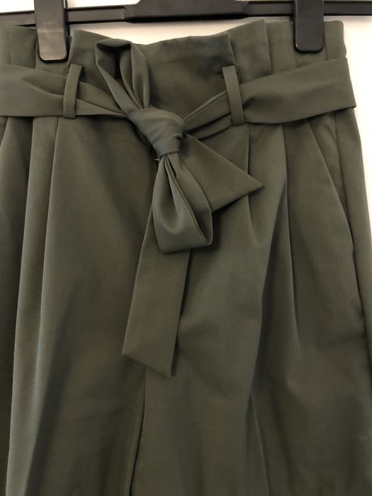 Pantaloni kaki HM