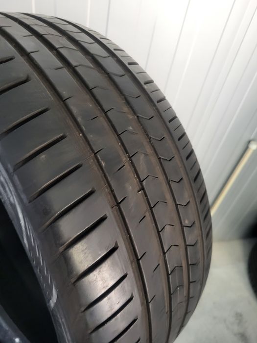 4 бр летни 235/40/18 Vredestein