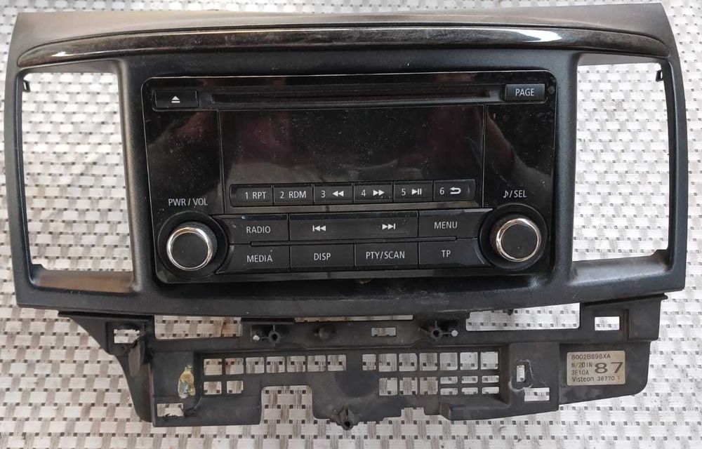 Штатная магнитола Mitsubishi Outlander 2007 г