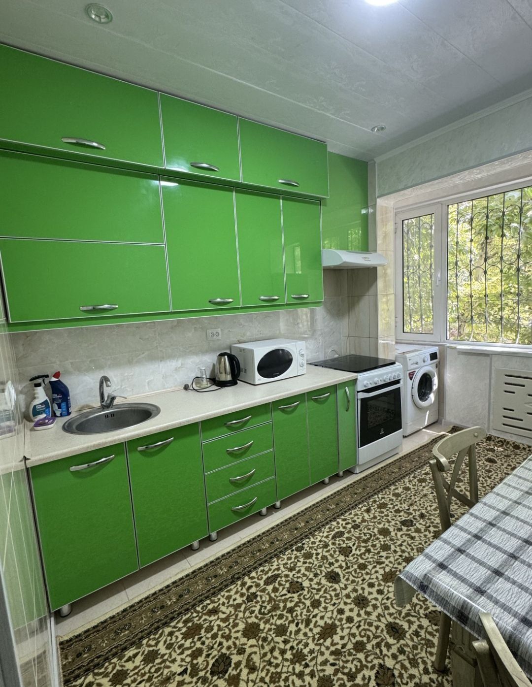 Arenda kvartira Yakkasaroy 2/2/9-600 $