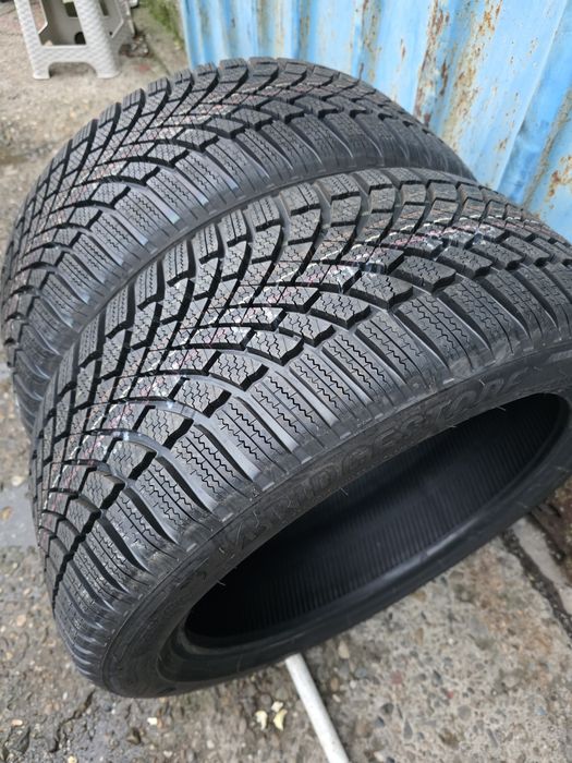 Anvelope Iarnă Noi 235.45.18 Bridgestone