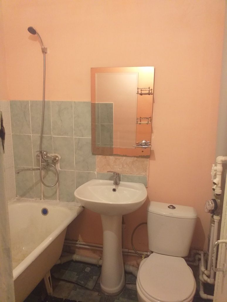 Srochno sotiladi oktyabr 1/2/4