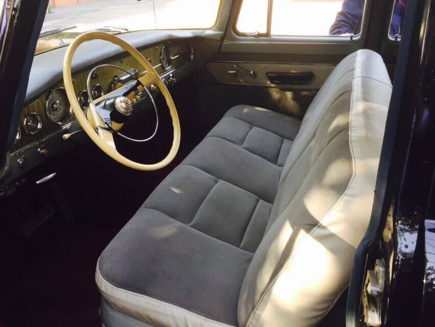 Продается очень срочная ГАЗ-13 «Чайка»